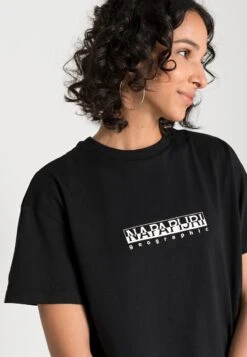 Napapijri BOX CROP - T-Shirt Print - Black 11 Napapijri BOX CROP - T-Shirt Print - Black -Napapijri 1209f59fd0aa4cfc8e1d0289c50faaf8