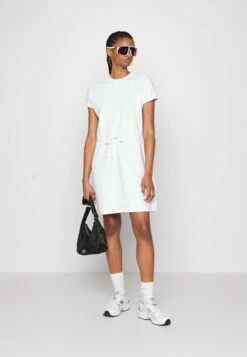 Napapijri LOJA - Freizeitkleid - Bright White -Napapijri 1bcba423a4754ba19fb9919e1a7d461f