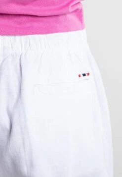 Napapijri NILBANK - Shorts - Eex Essentials -Napapijri 6d2f972c110a433589c10eaf123b99ee