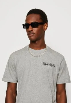 Napapijri BOLIVAR UNISEX - T-Shirt Print - Grey 11 Napapijri BOLIVAR UNISEX - T-Shirt Print - Grey -Napapijri d6e198a3cb6f41c4a3c396b4a177c992