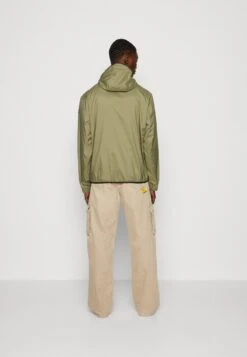 Napapijri A-RAYMI FZH - Leichte Jacke - Green Lichen 10 Napapijri A-RAYMI FZH - Leichte Jacke - Green Lichen -Napapijri f8ddf159127b491a8310b0c1d0fc594f